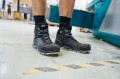 610048_black-eagle-safety-410-c_gtx_blue_act03.jpg