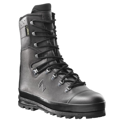 603013_climber_bla_web.jpg